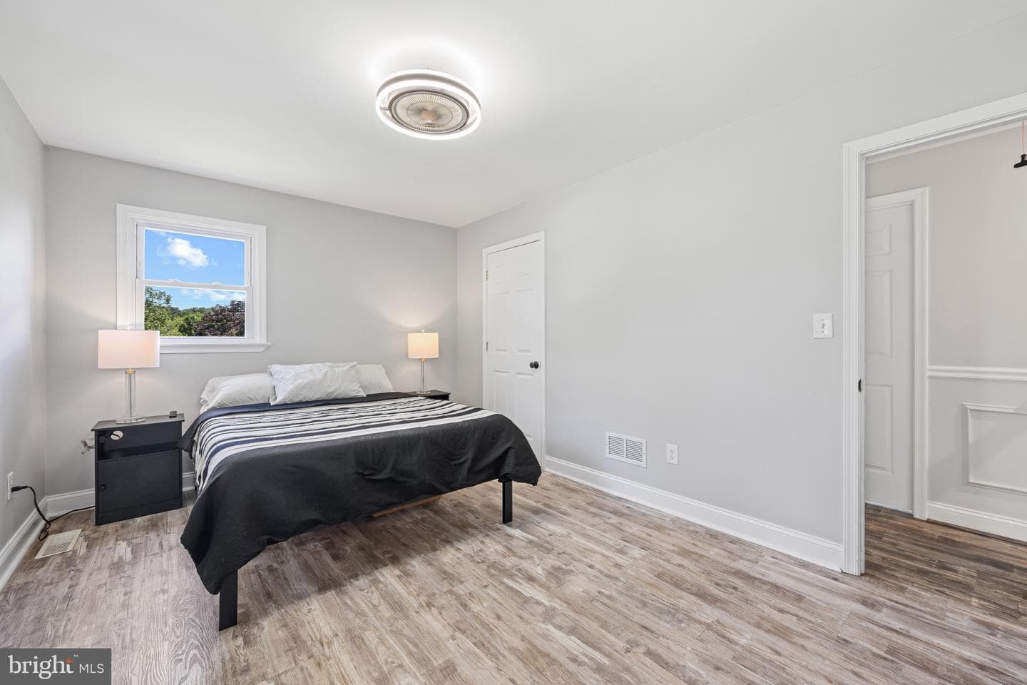 108 Taft Terrace photo 17
