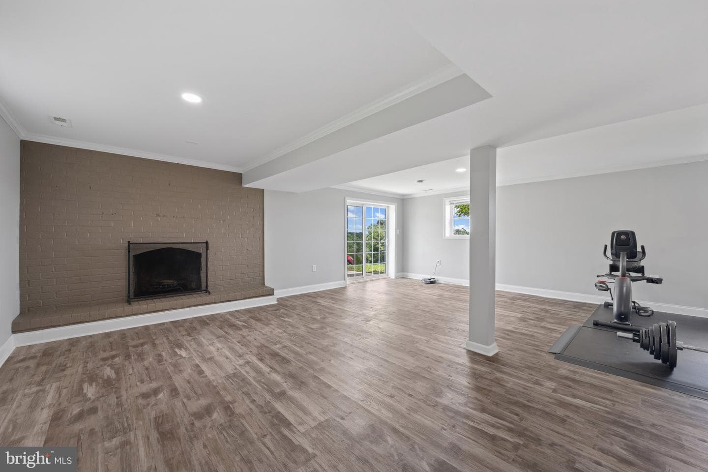 108 Taft Terrace photo 25