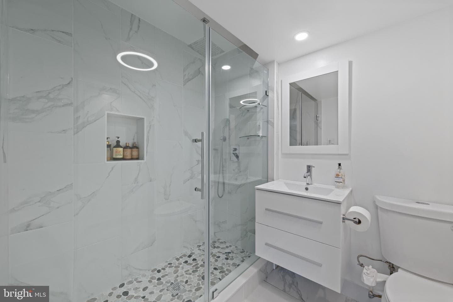 108 Taft Terrace photo 28