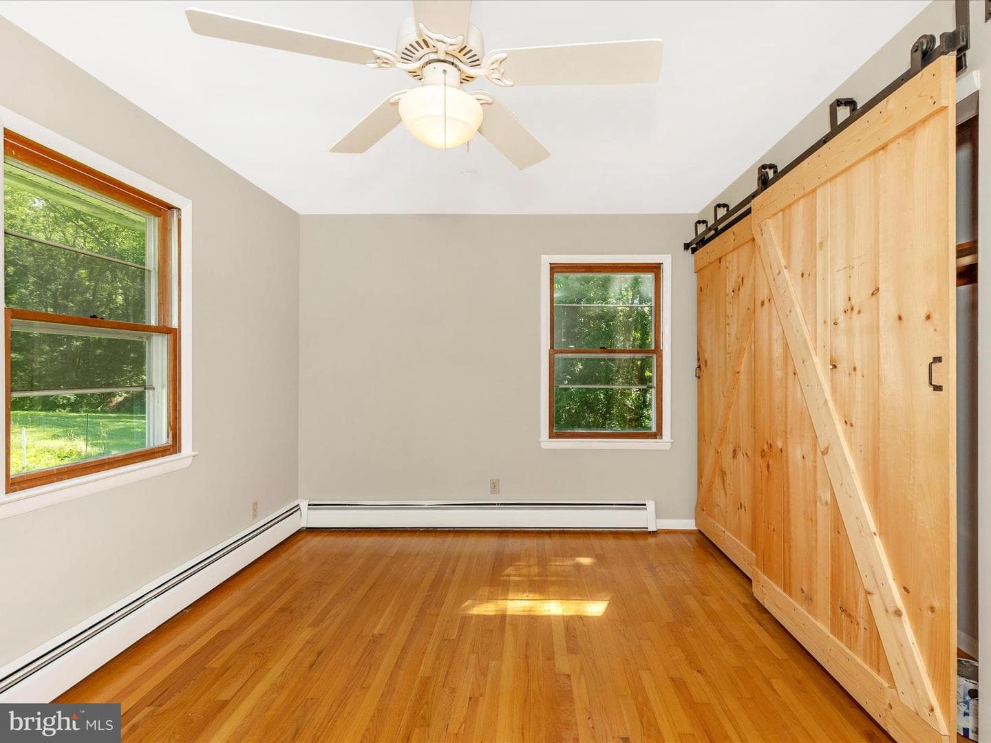 4431 Cherry Tree Lane photo 19