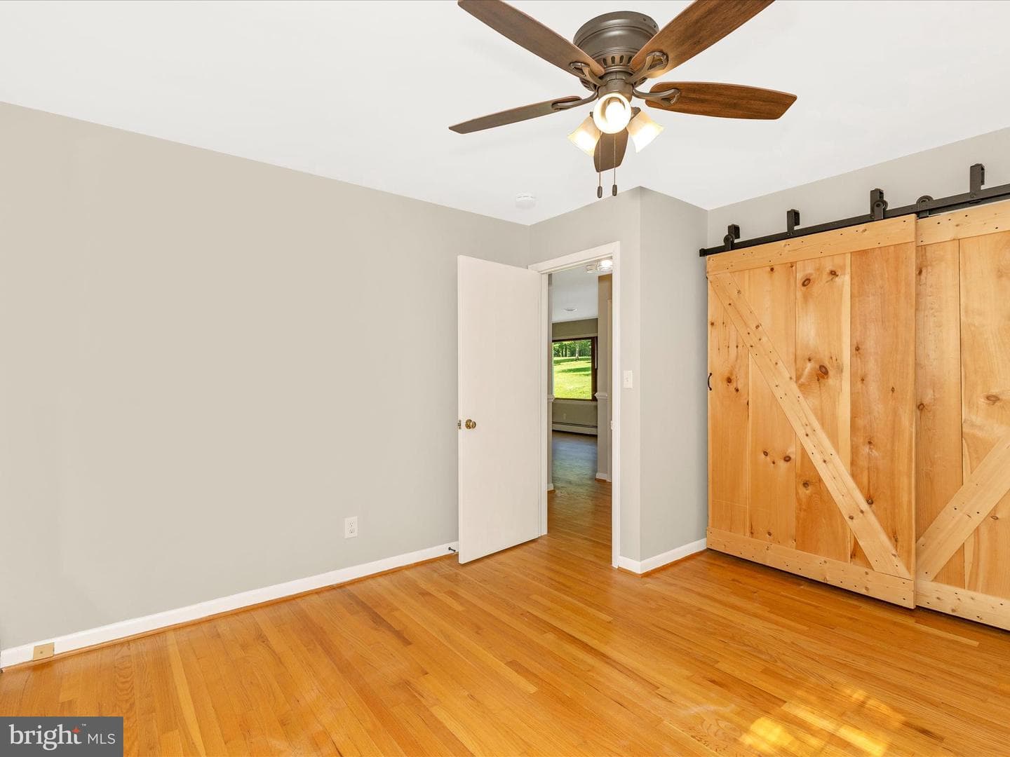 4431 Cherry Tree Lane photo 24