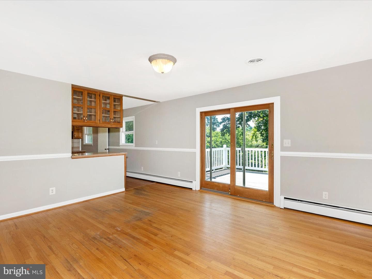 4431 Cherry Tree Lane photo 4