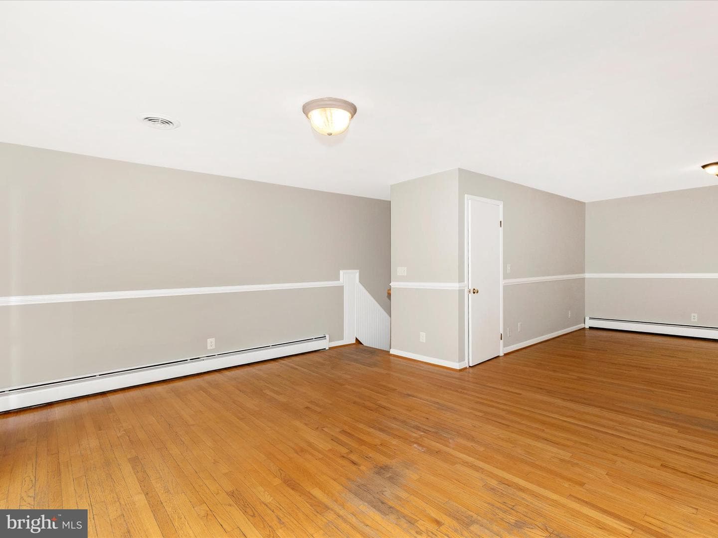 4431 Cherry Tree Lane photo 7