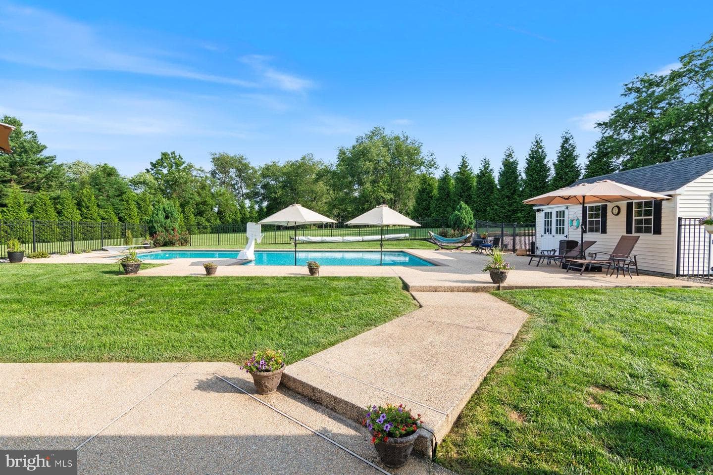 3270 Greenway Drive photo 10