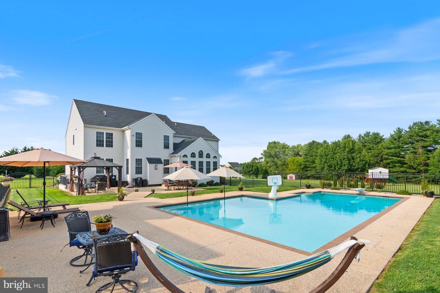 3270 Greenway Drive photo 38