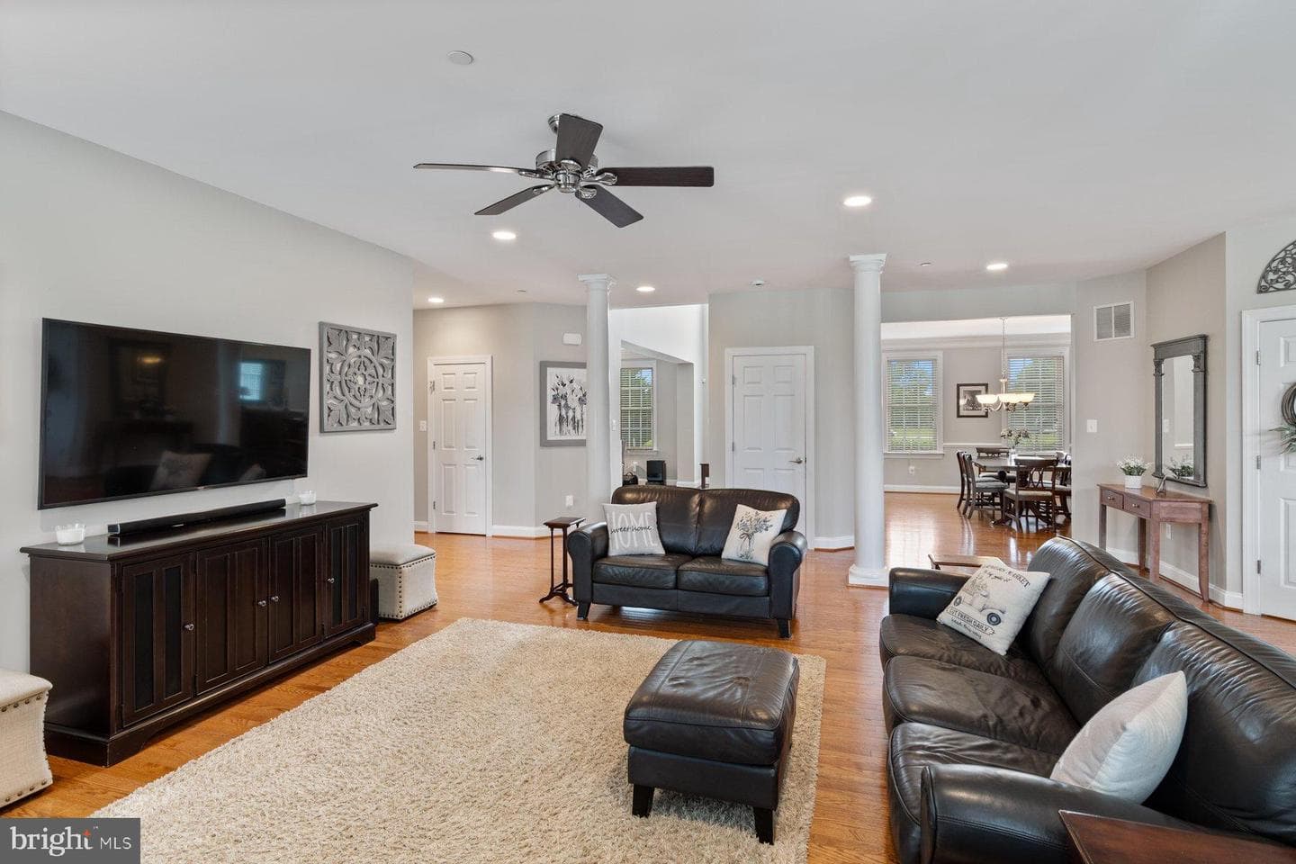 3270 Greenway Drive photo 7