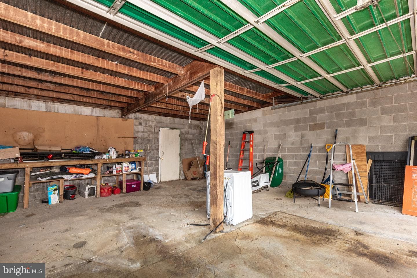 1315 Hillcrest Street photo 40