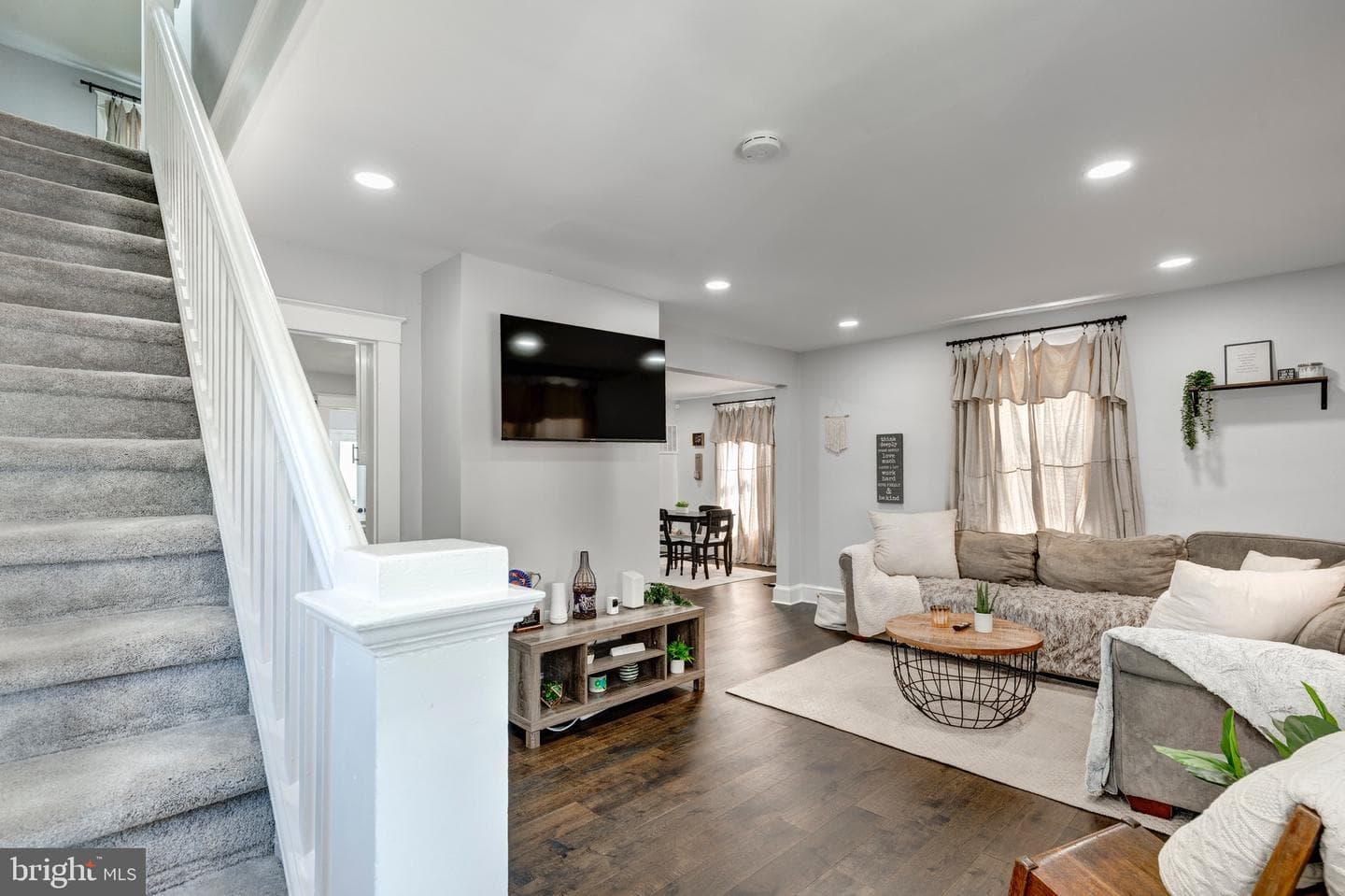 7 Hersh Avenue photo 5