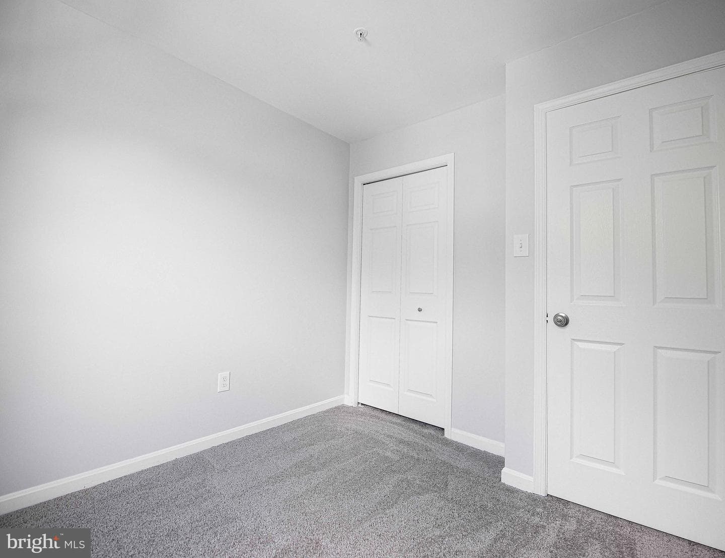 1471 4 Point Court #1 photo 33