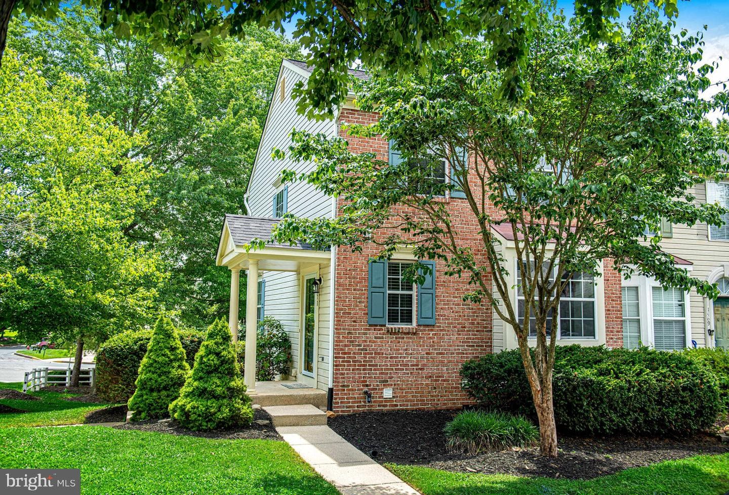 1471 4 Point Court #1 photo 5