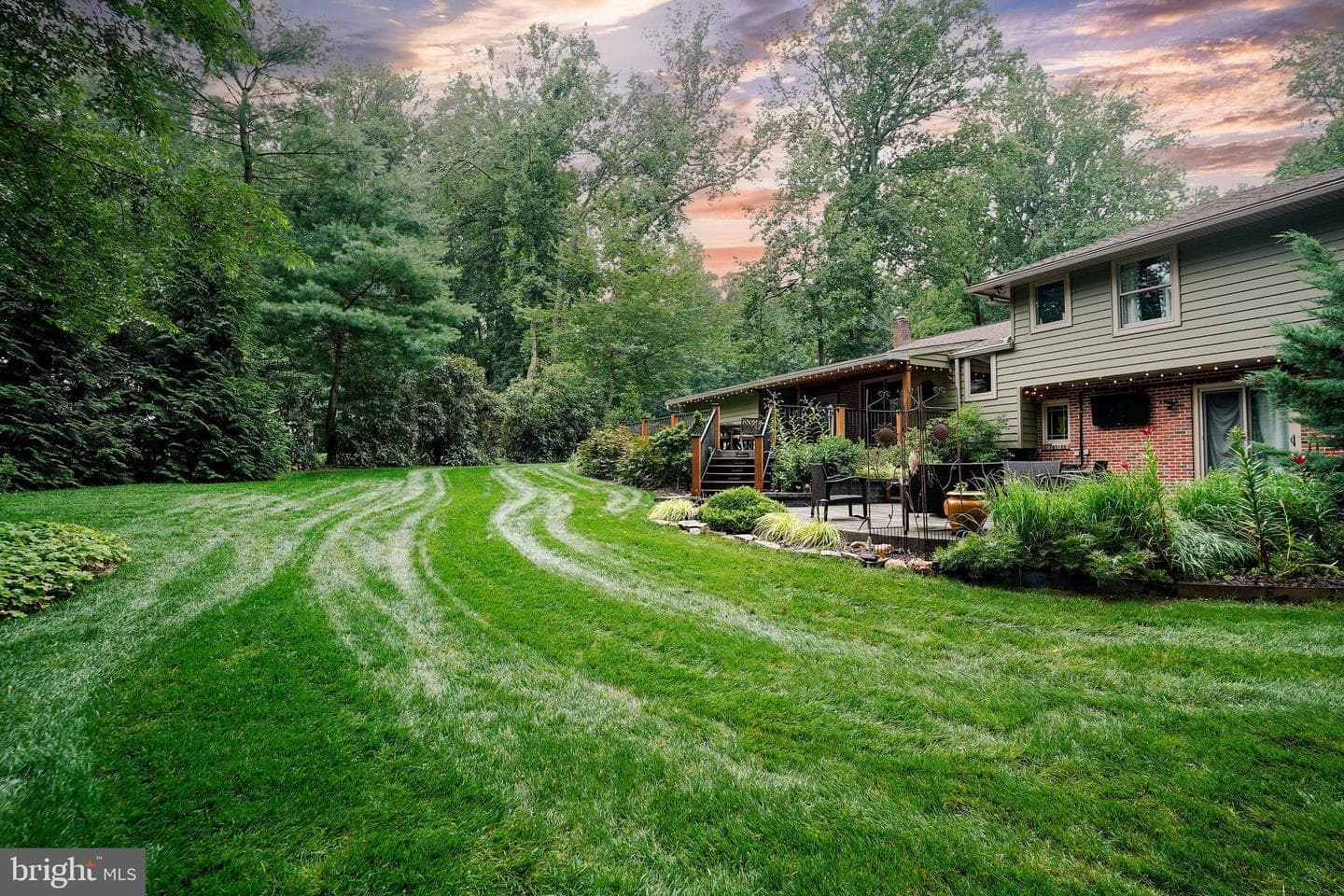 2401 Walden Way photo 4