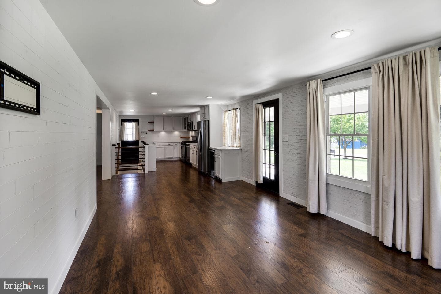 4705 Warner Drive photo 9