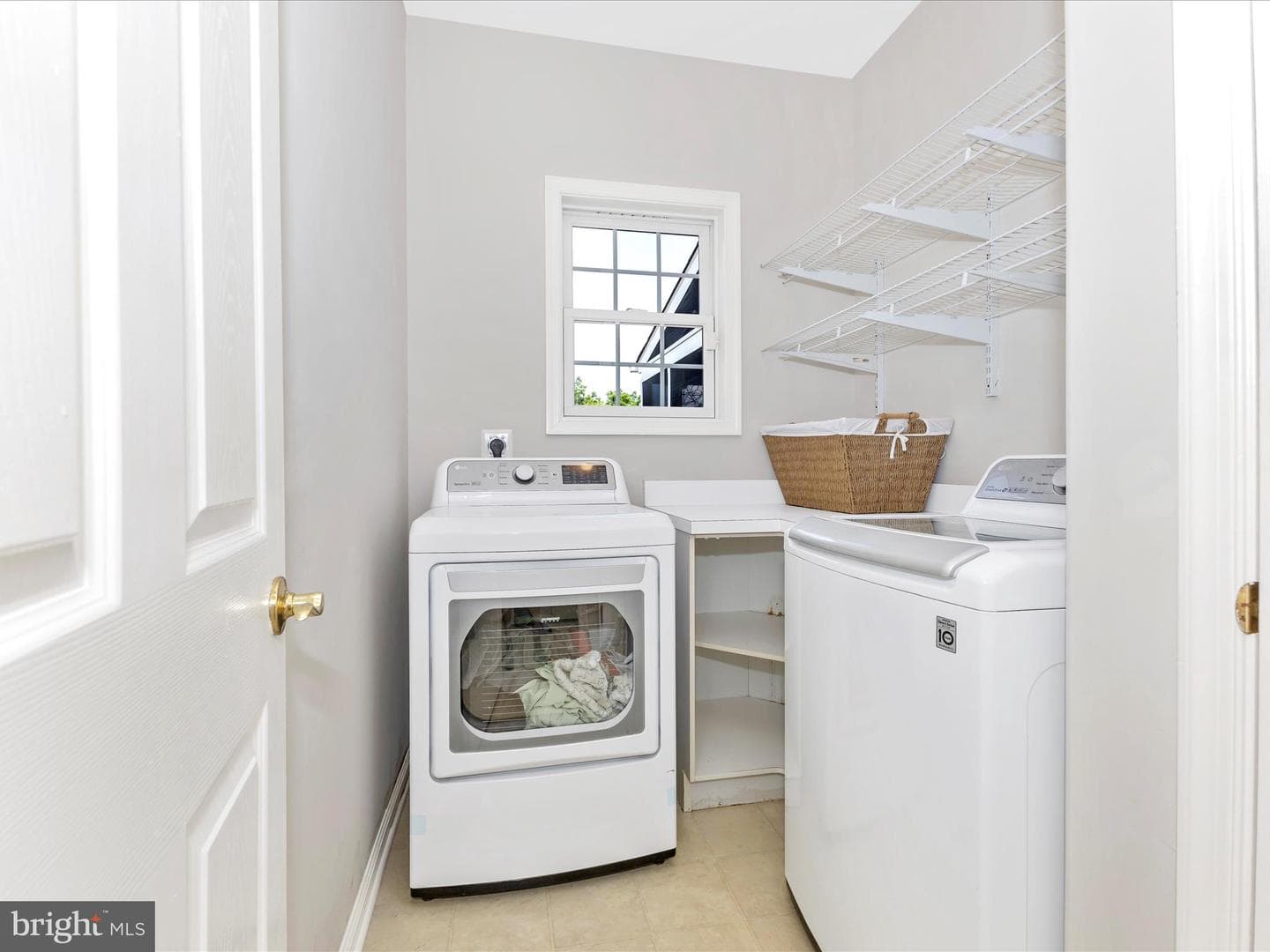 7307 Woodbine Road photo 32