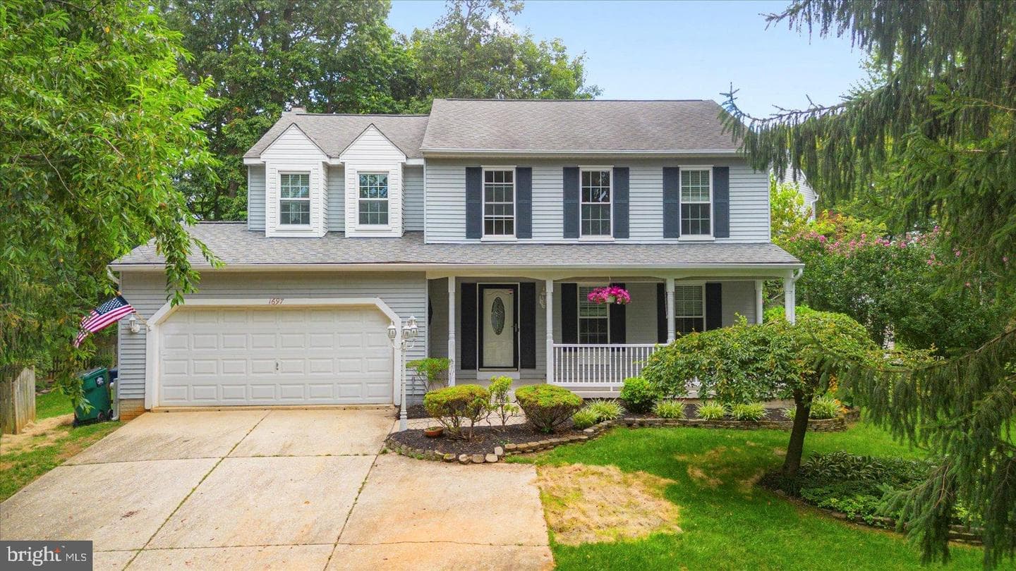 1697 King Richard Road photo 1