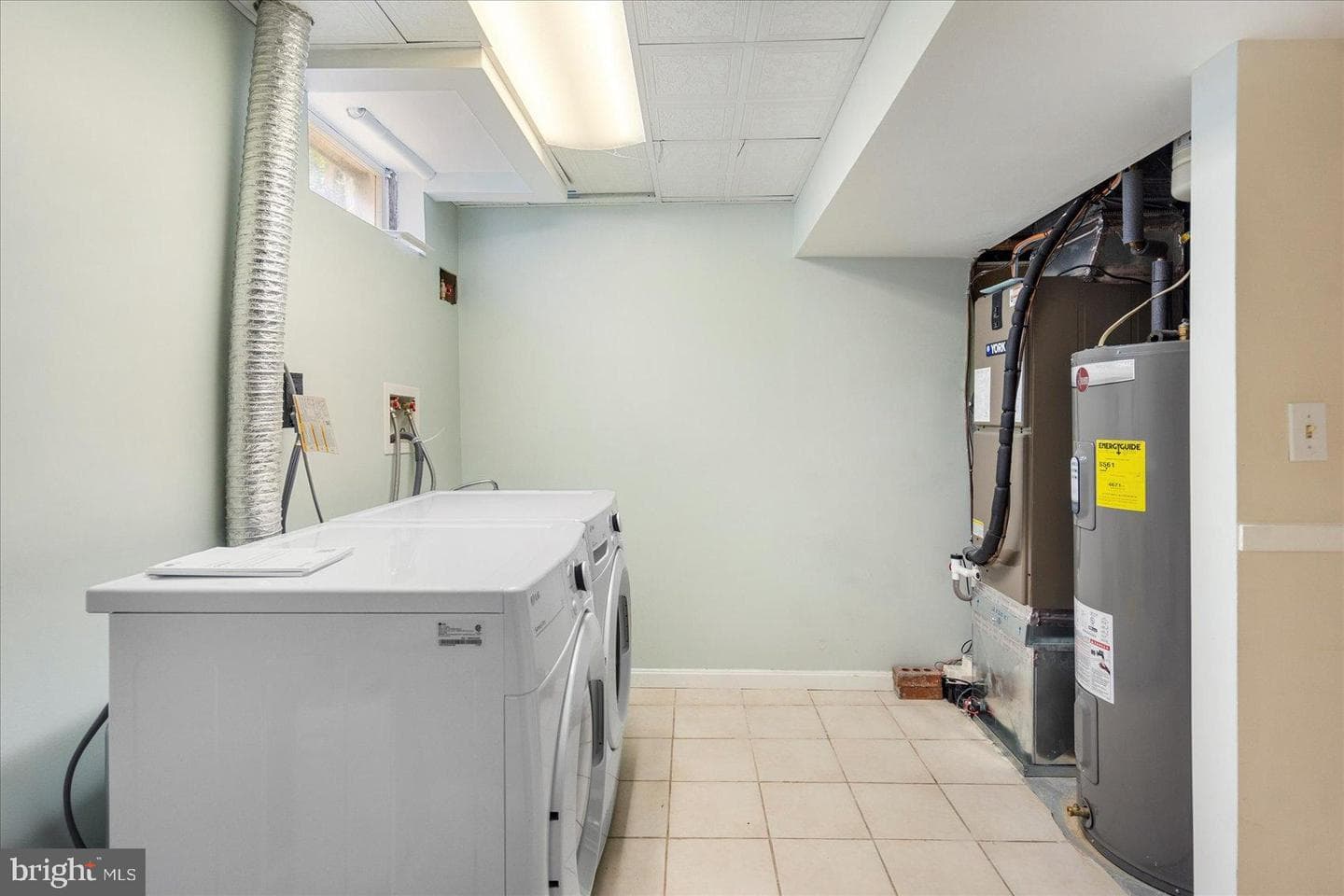 1697 King Richard Road photo 23