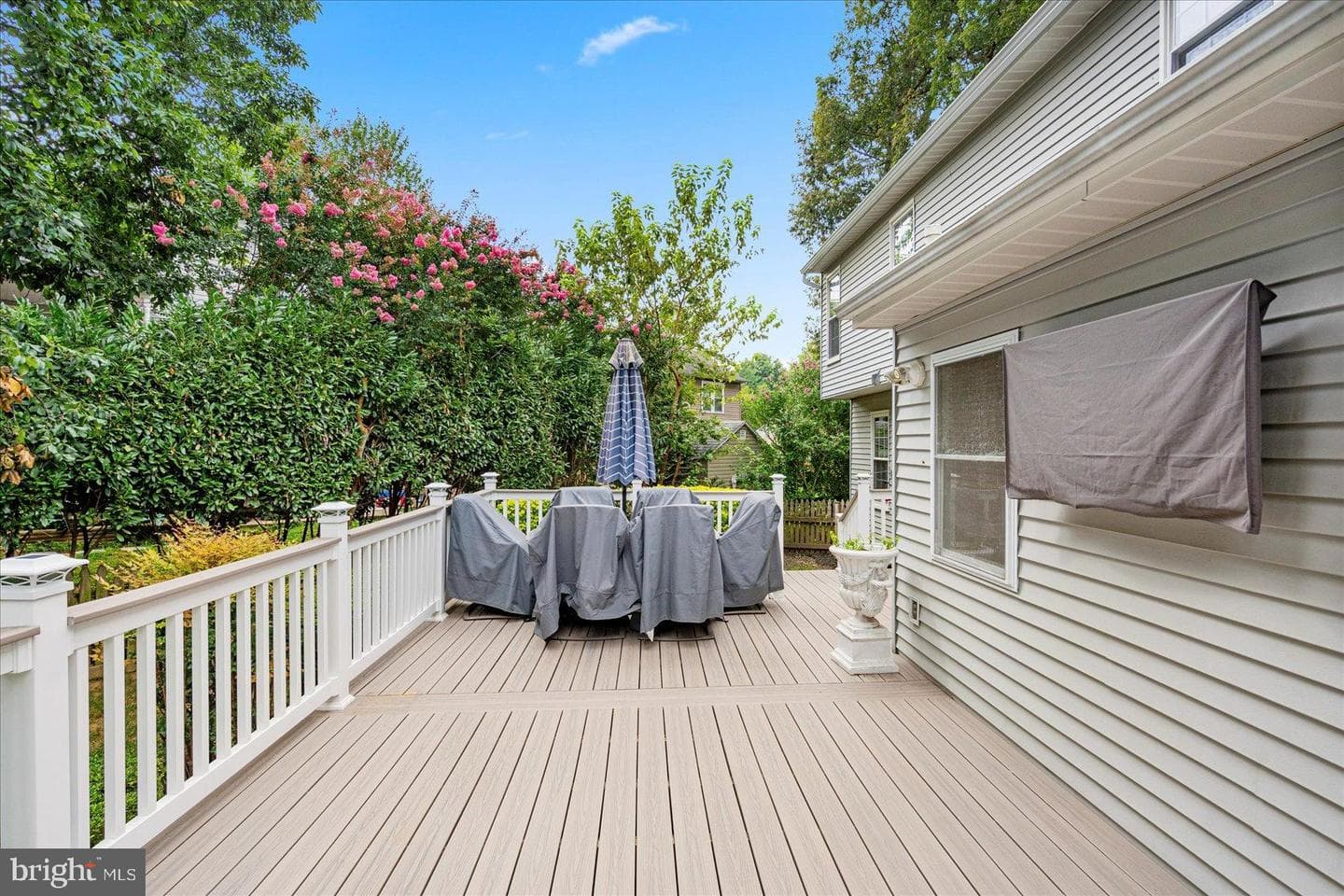 1697 King Richard Road photo 26