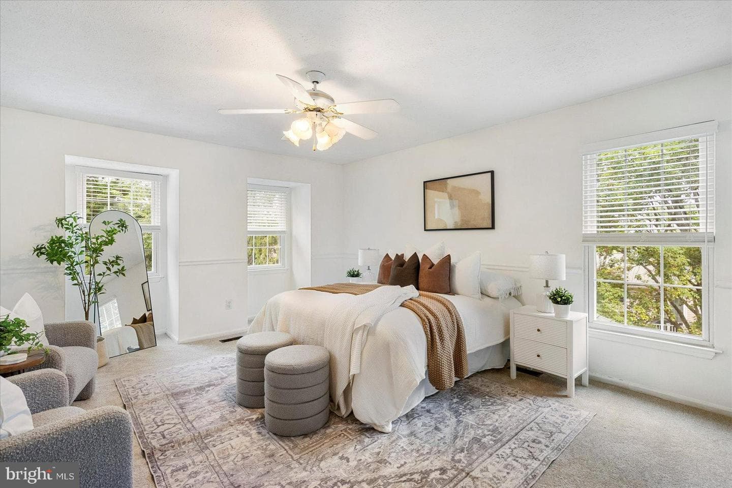 1697 King Richard Road photo 4