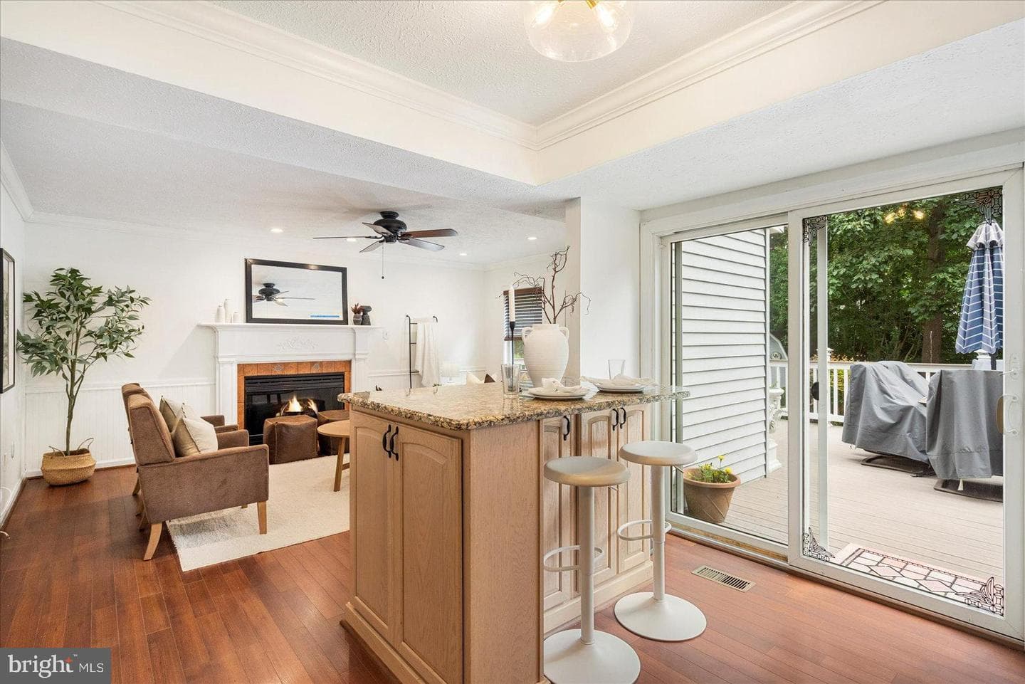 1697 King Richard Road photo 5