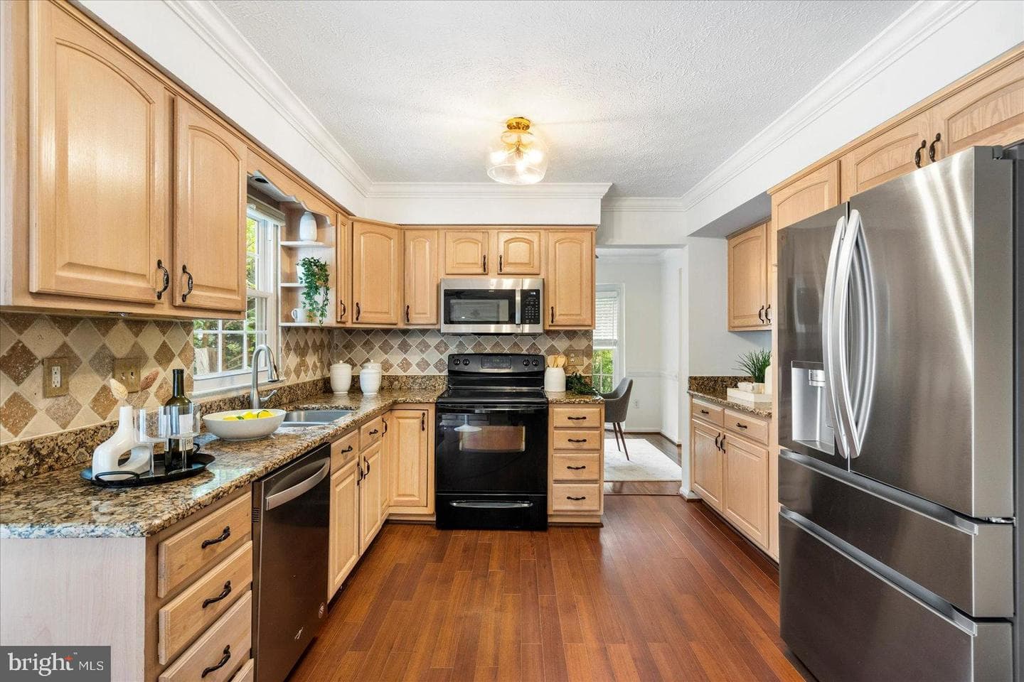 1697 King Richard Road photo 6