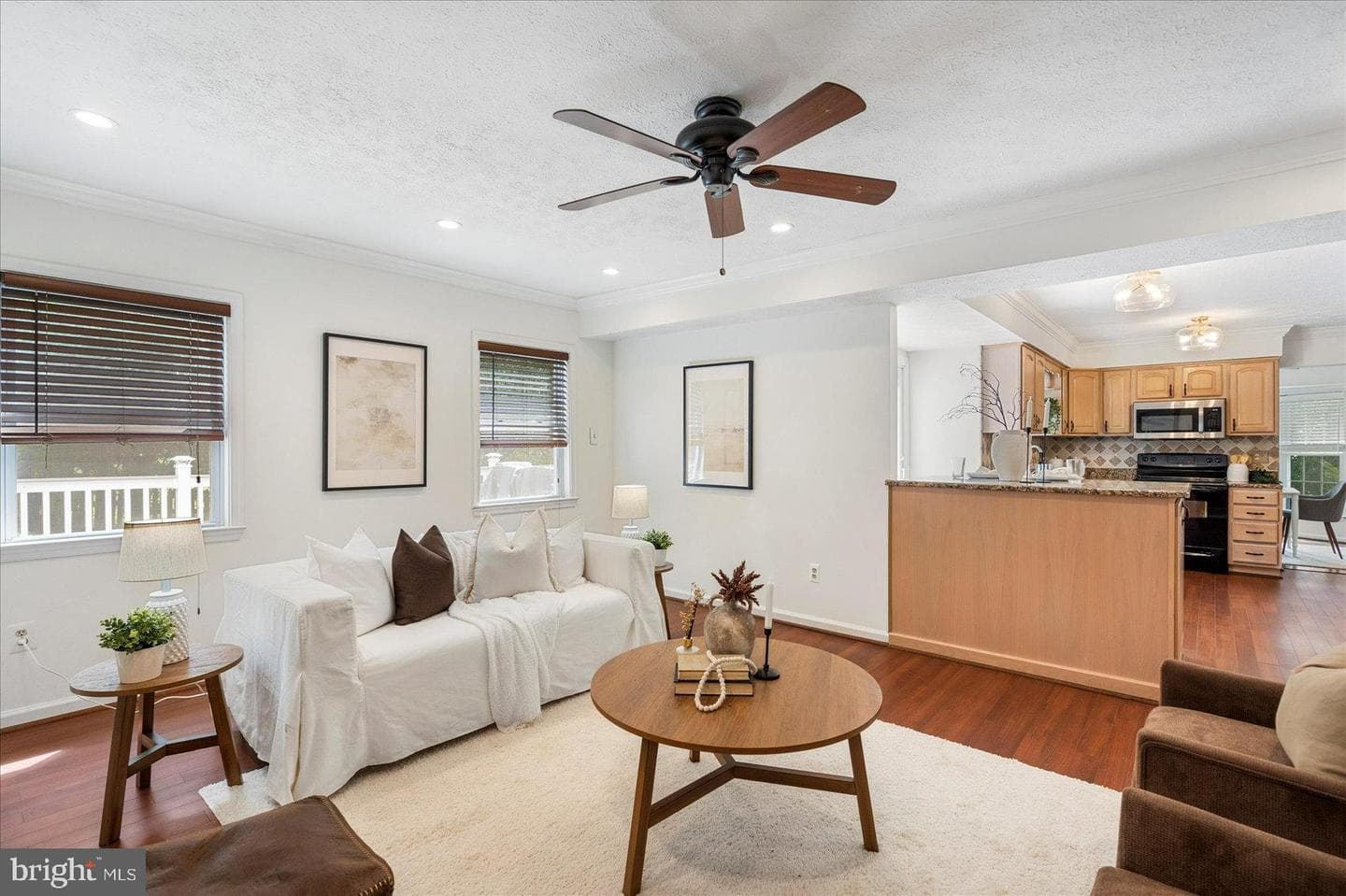 1697 King Richard Road photo 8
