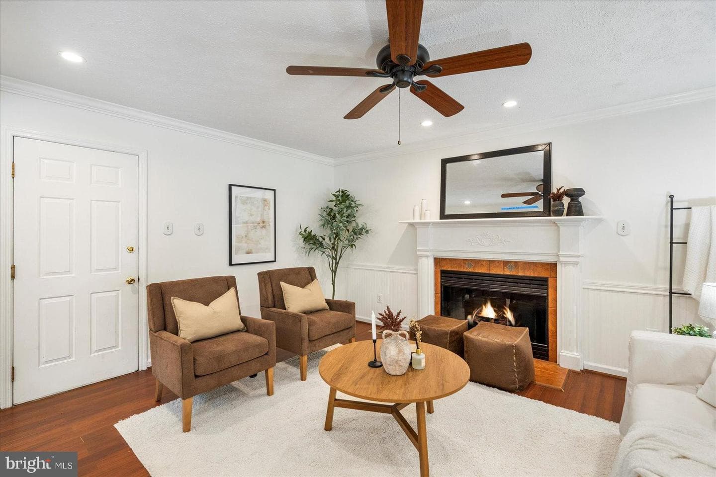 1697 King Richard Road photo 9