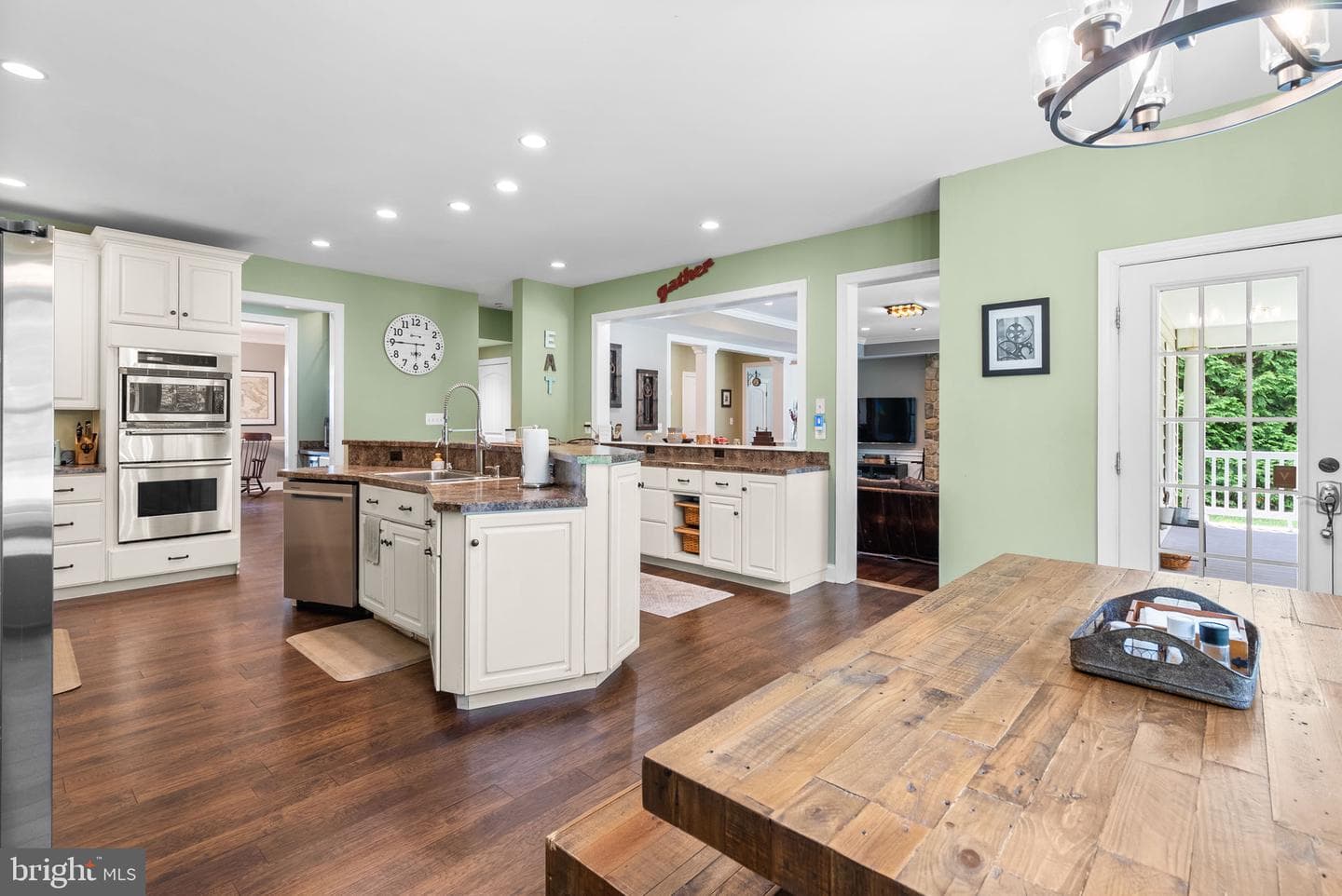 970 Oak Tree Road photo 16
