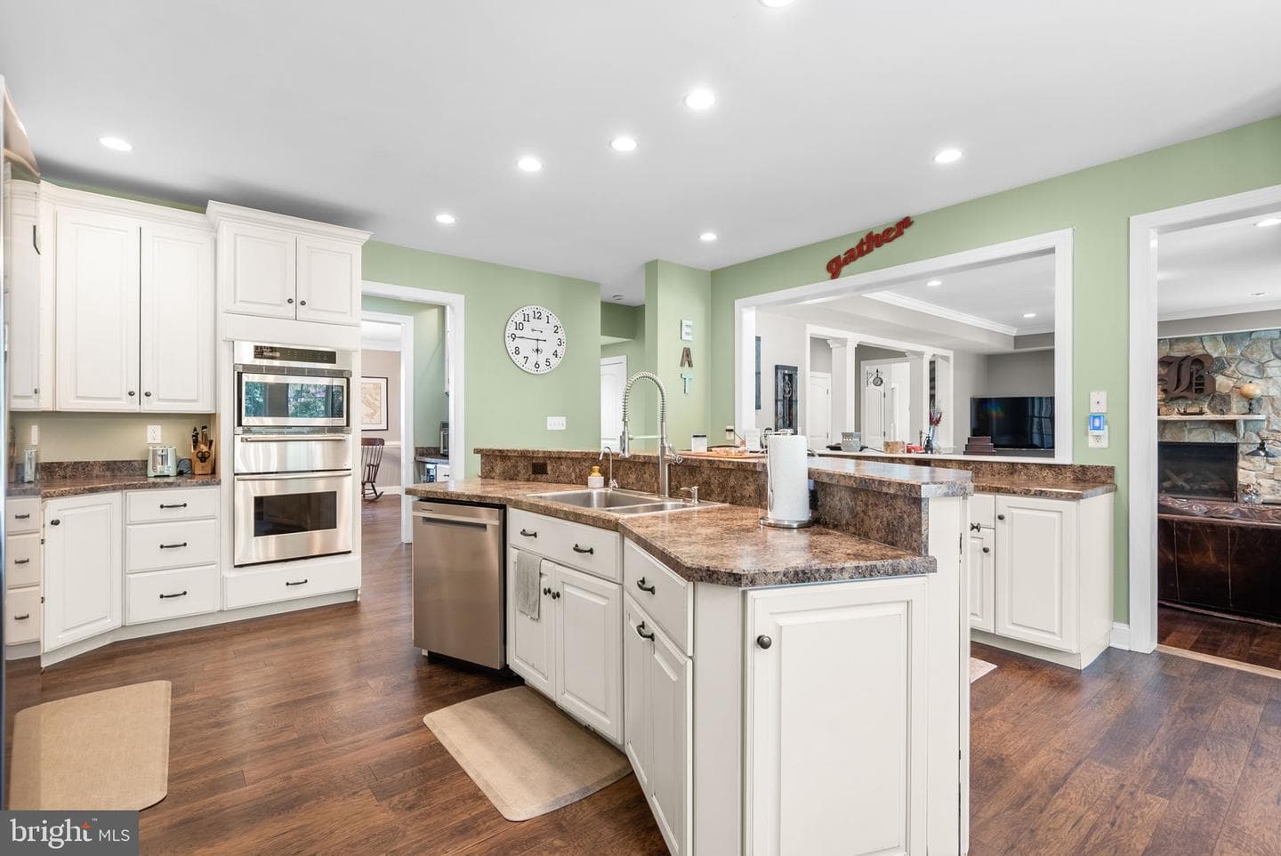 970 Oak Tree Road photo 22
