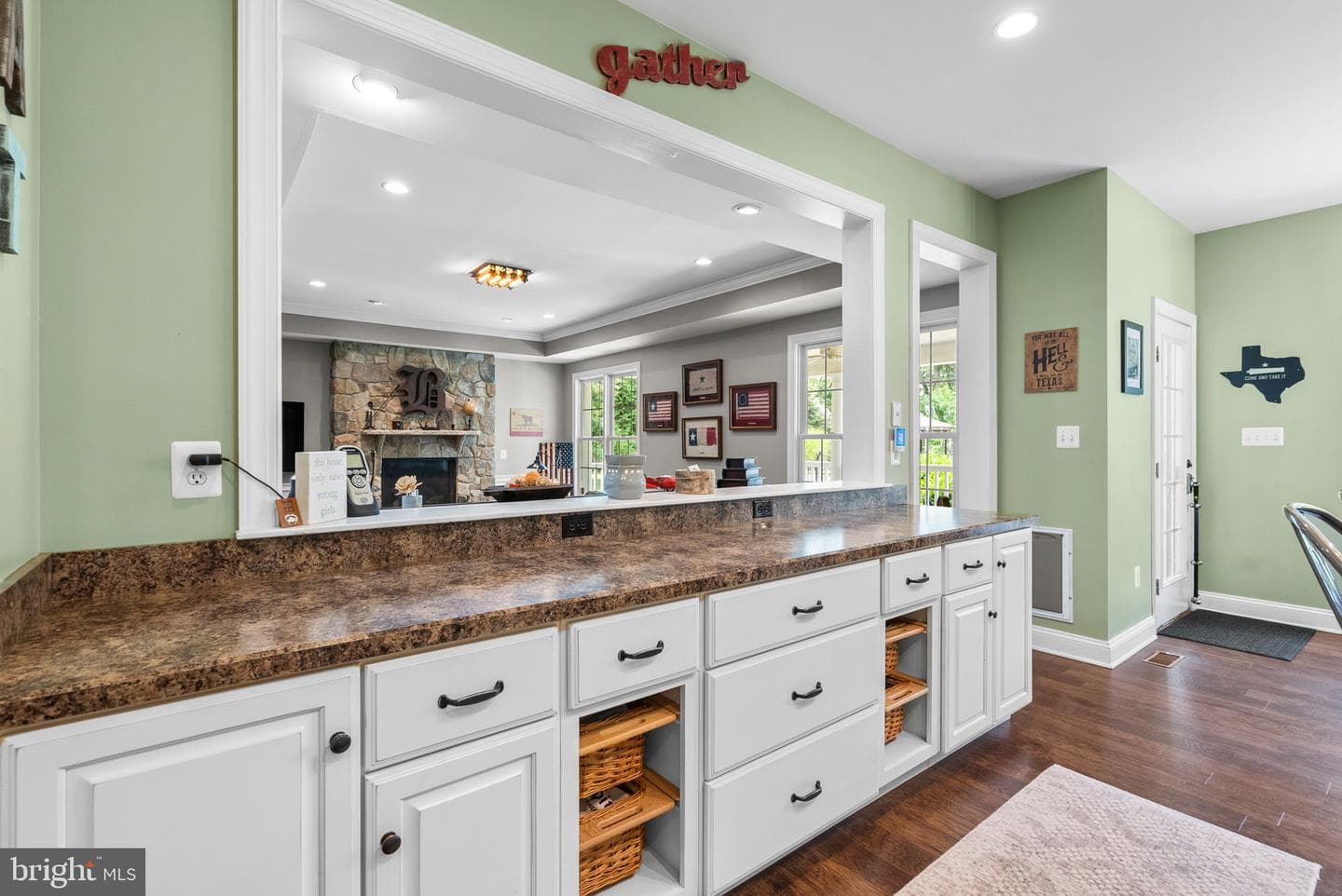 970 Oak Tree Road photo 25