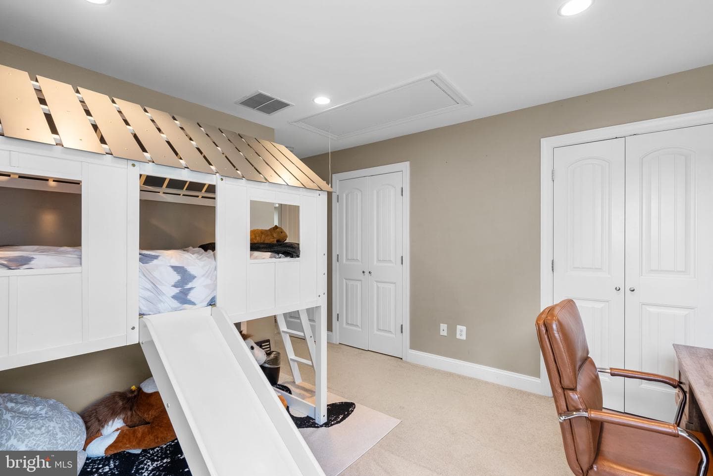 970 Oak Tree Road photo 53