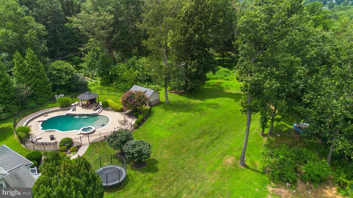 970 Oak Tree Road photo 79