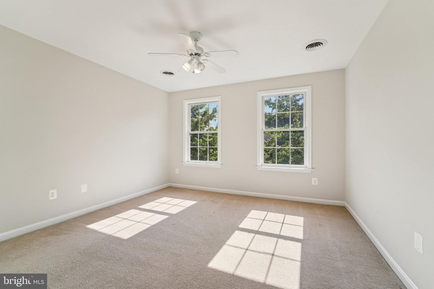 1308 Scotch Heather Avenue photo 30