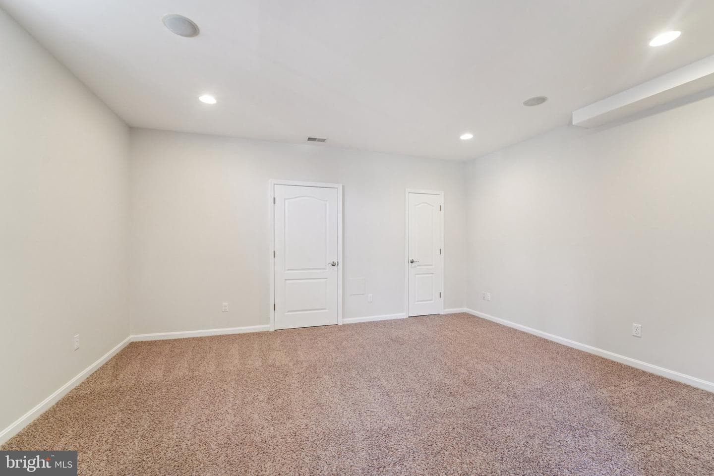 1308 Scotch Heather Avenue photo 38