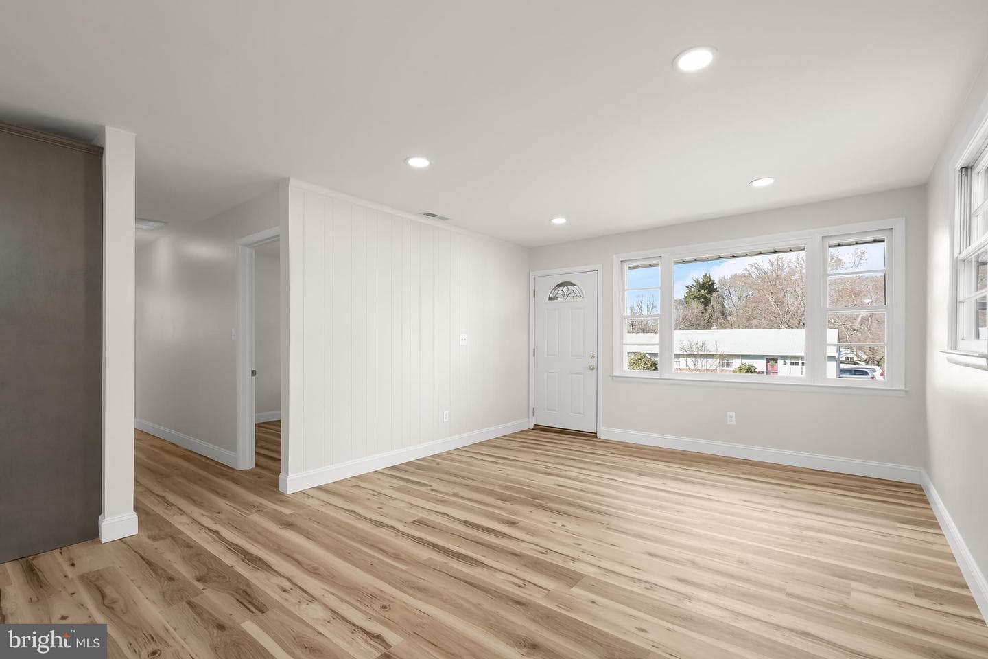 6223 E Hemlock Drive photo 8
