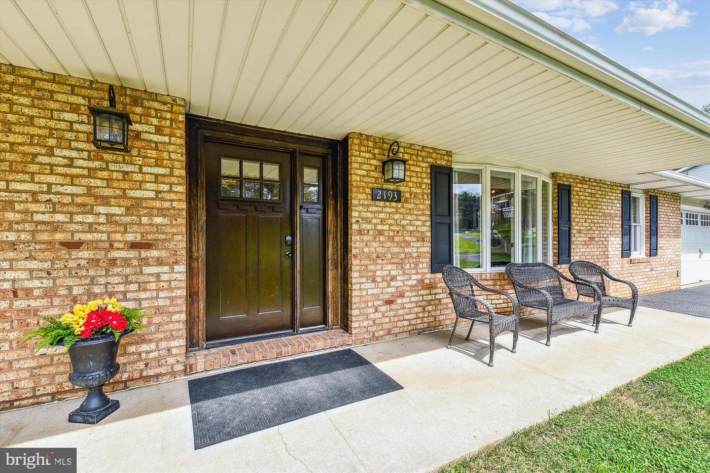 2193 Timothy Drive photo 2