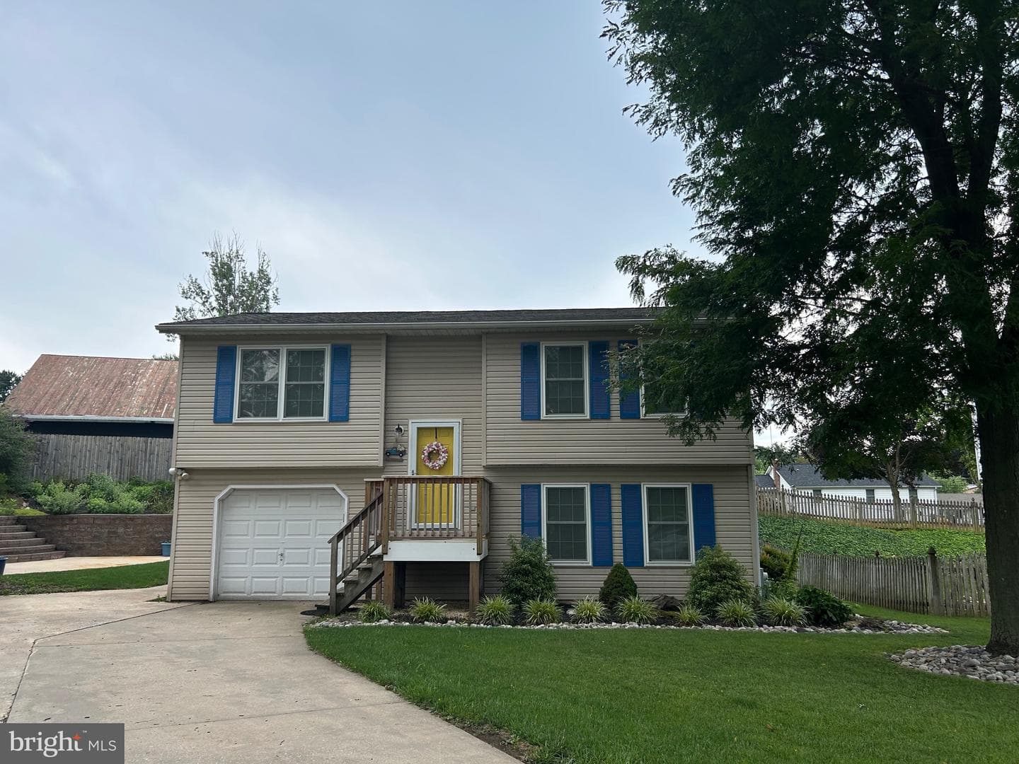 1145 Caton Road photo 17