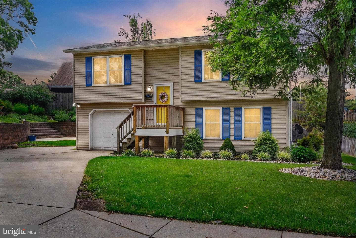 1145 Caton Road photo 2