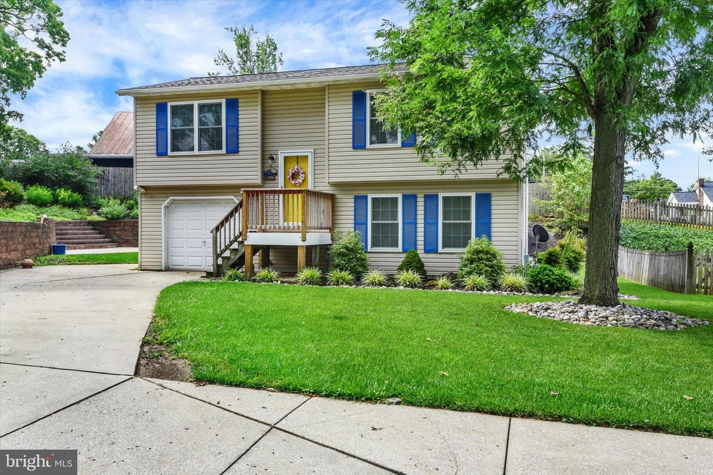 1145 Caton Road photo 3