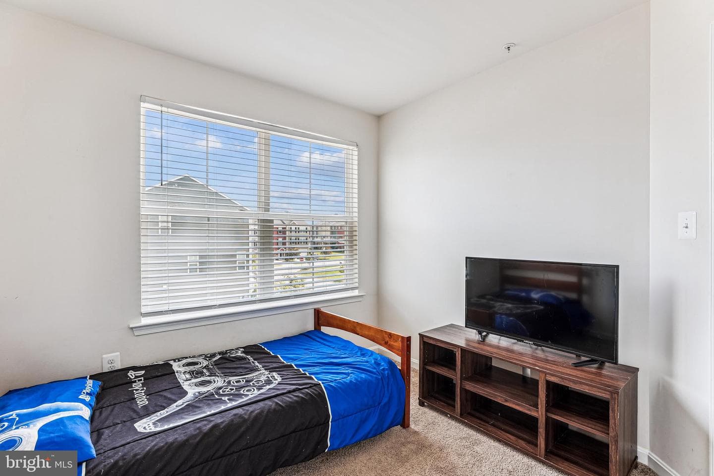112 Gantry Road photo 17