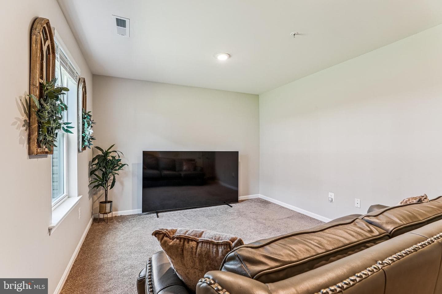 112 Gantry Road photo 23