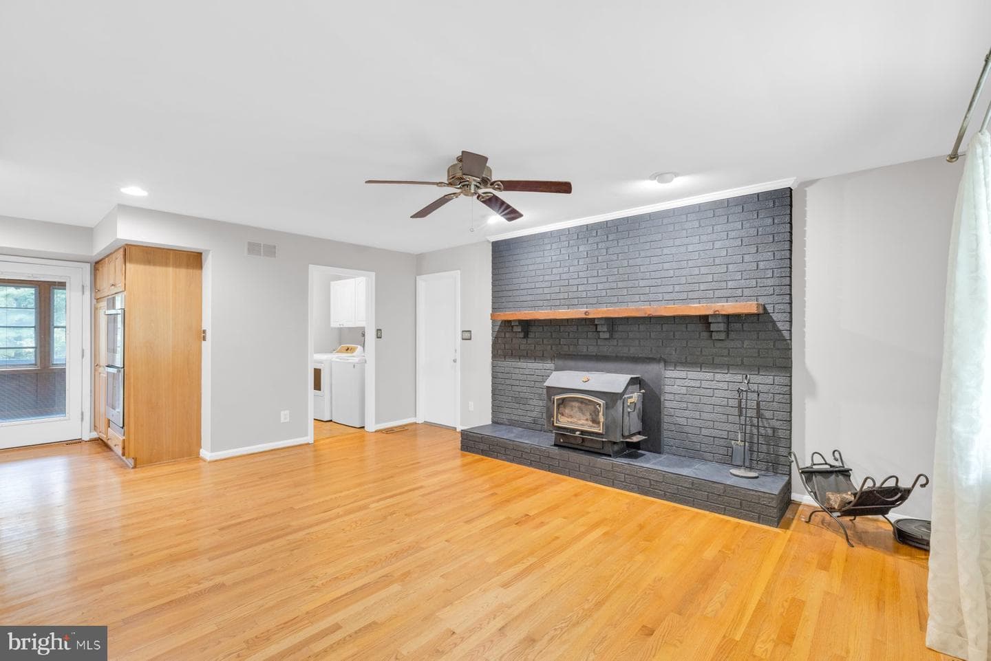 712 Lee Avenue photo 13