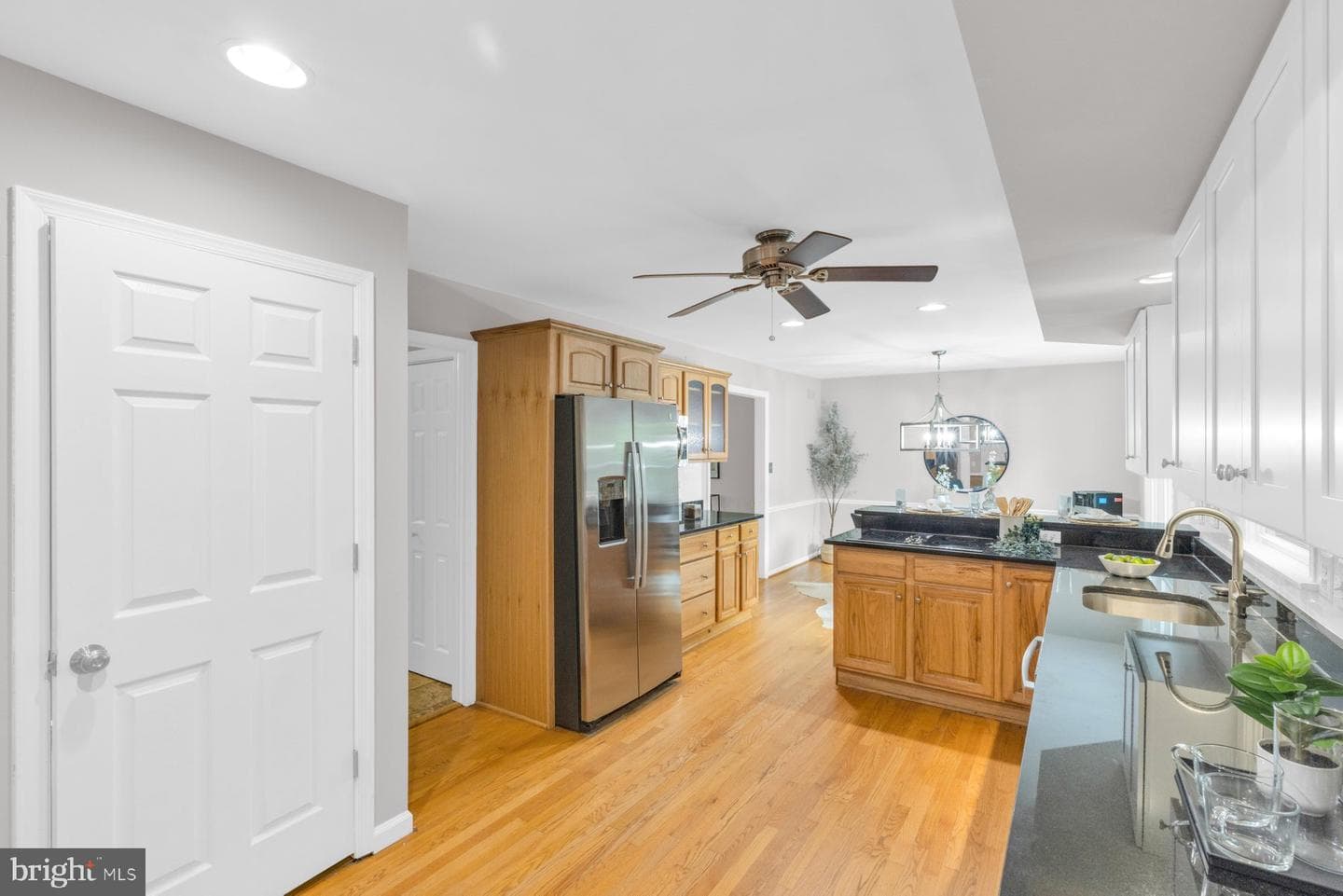 712 Lee Avenue photo 16