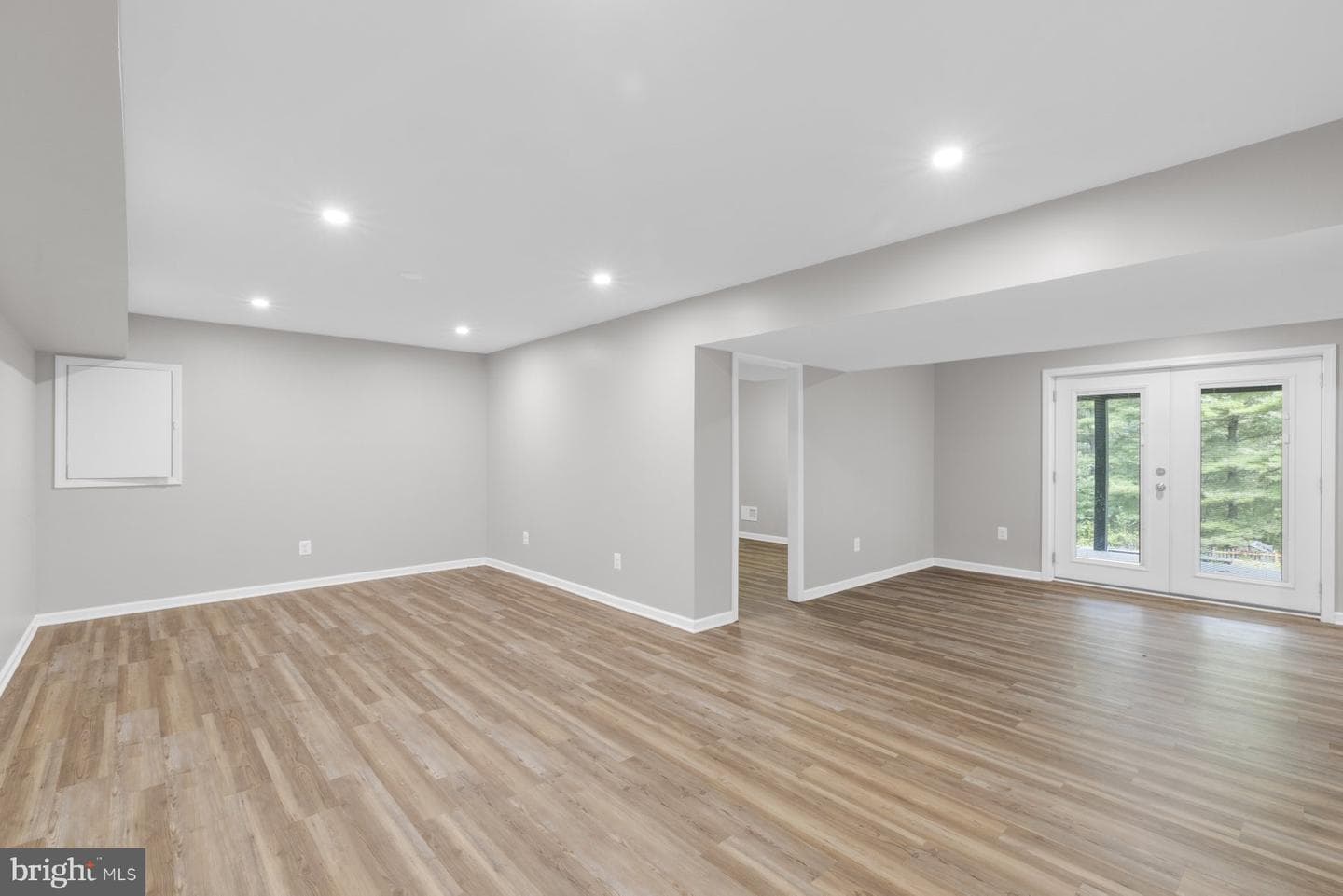 712 Lee Avenue photo 19