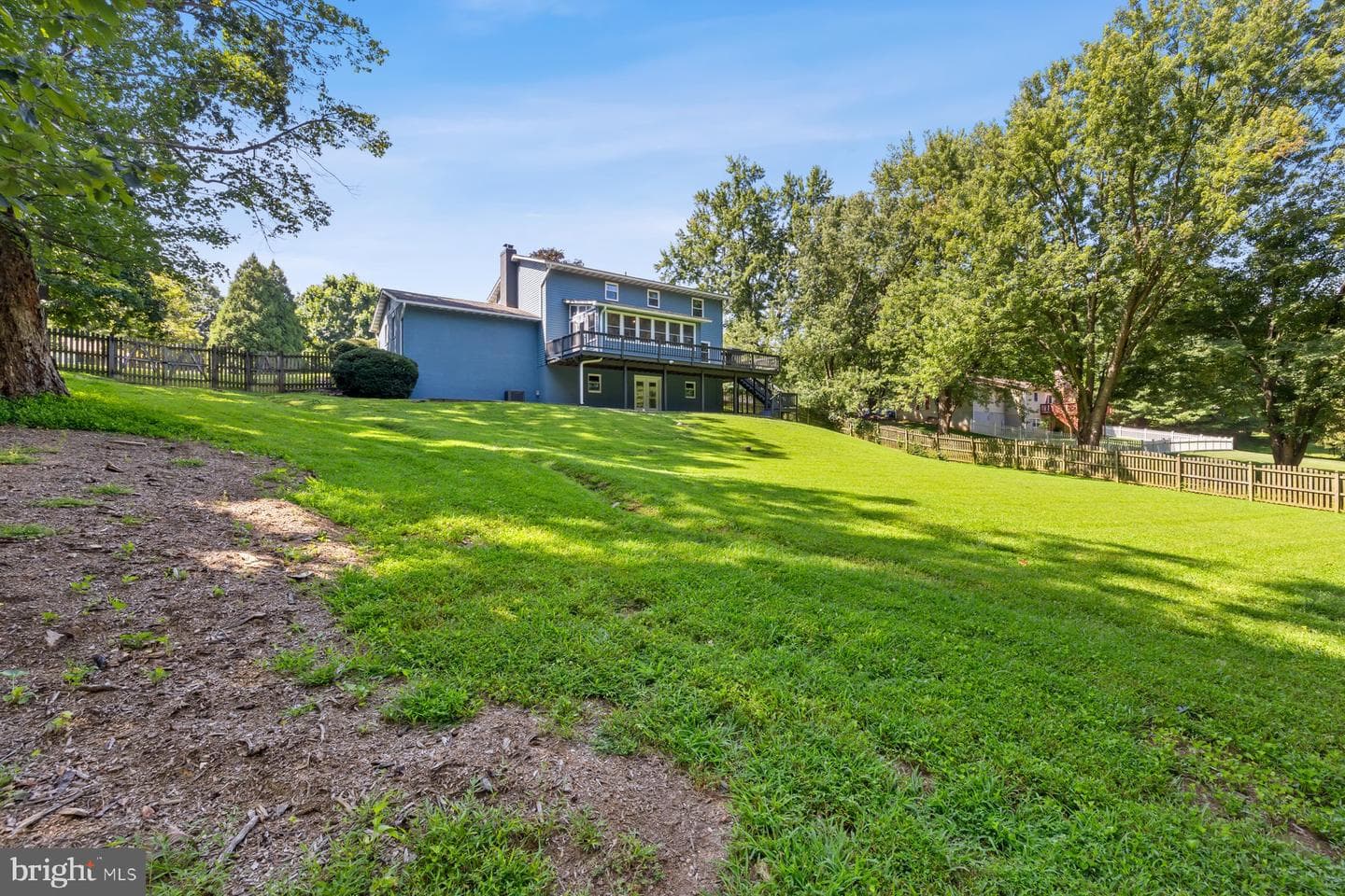 712 Lee Avenue photo 36