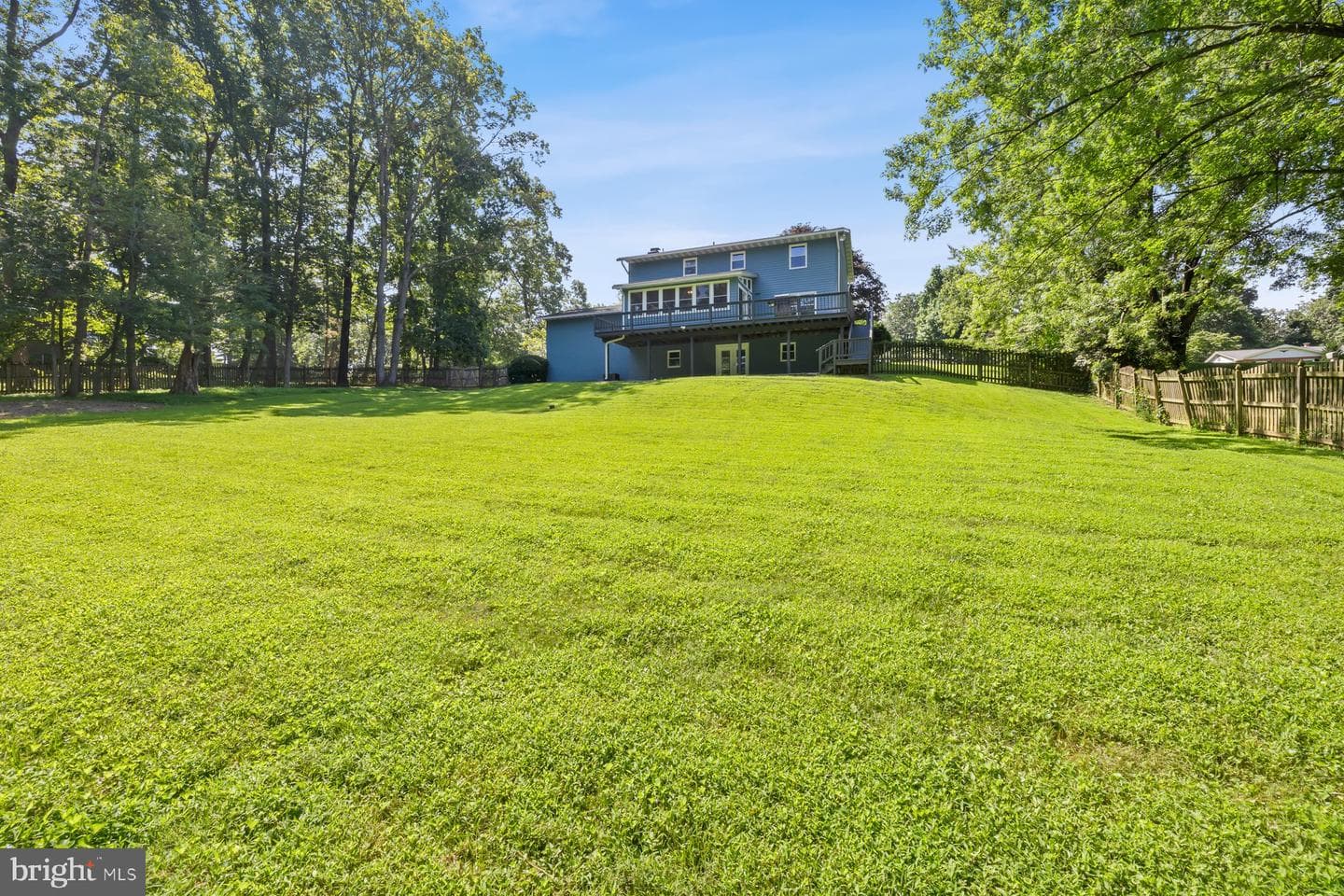 712 Lee Avenue photo 38