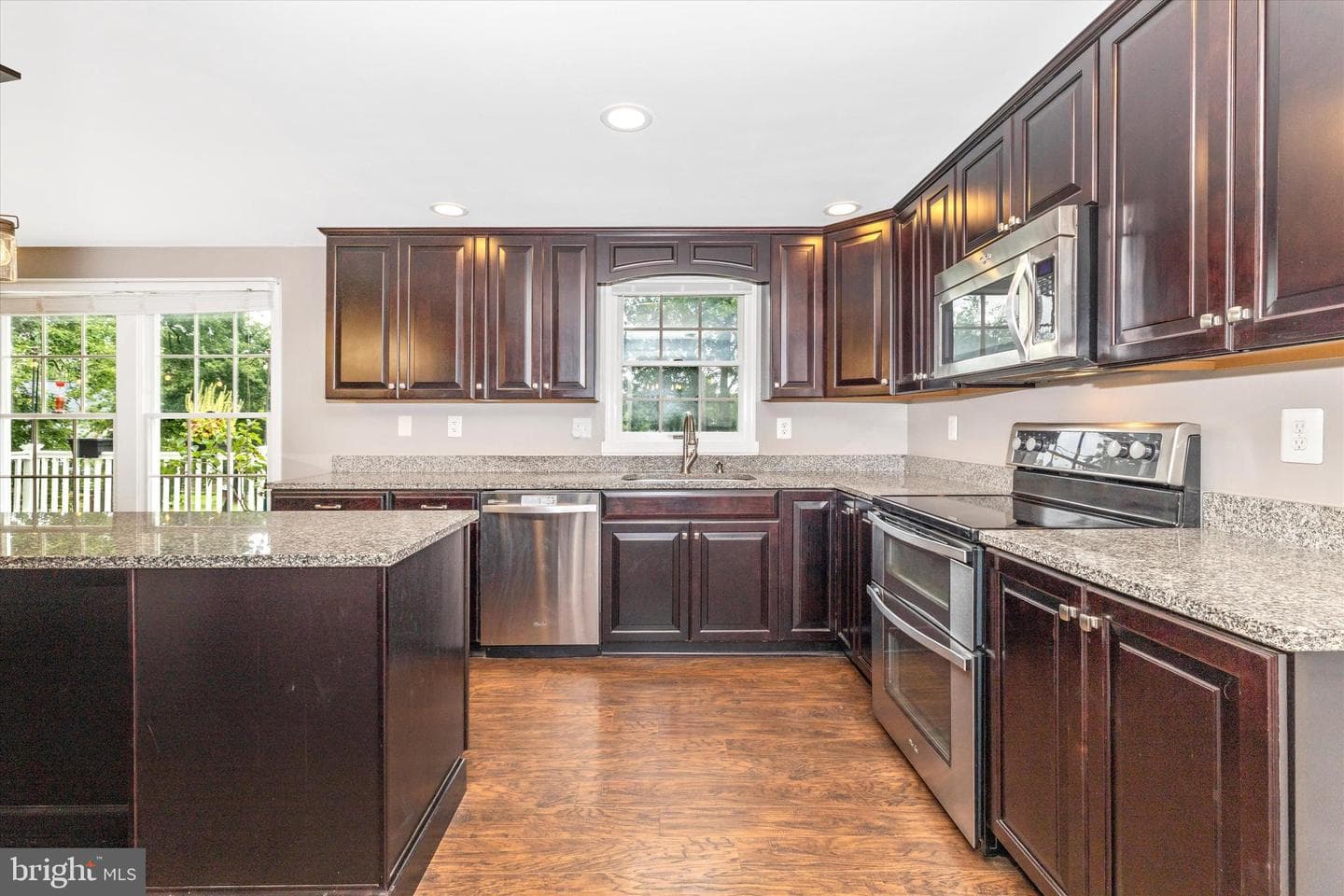 5606 Manor Drive photo 13
