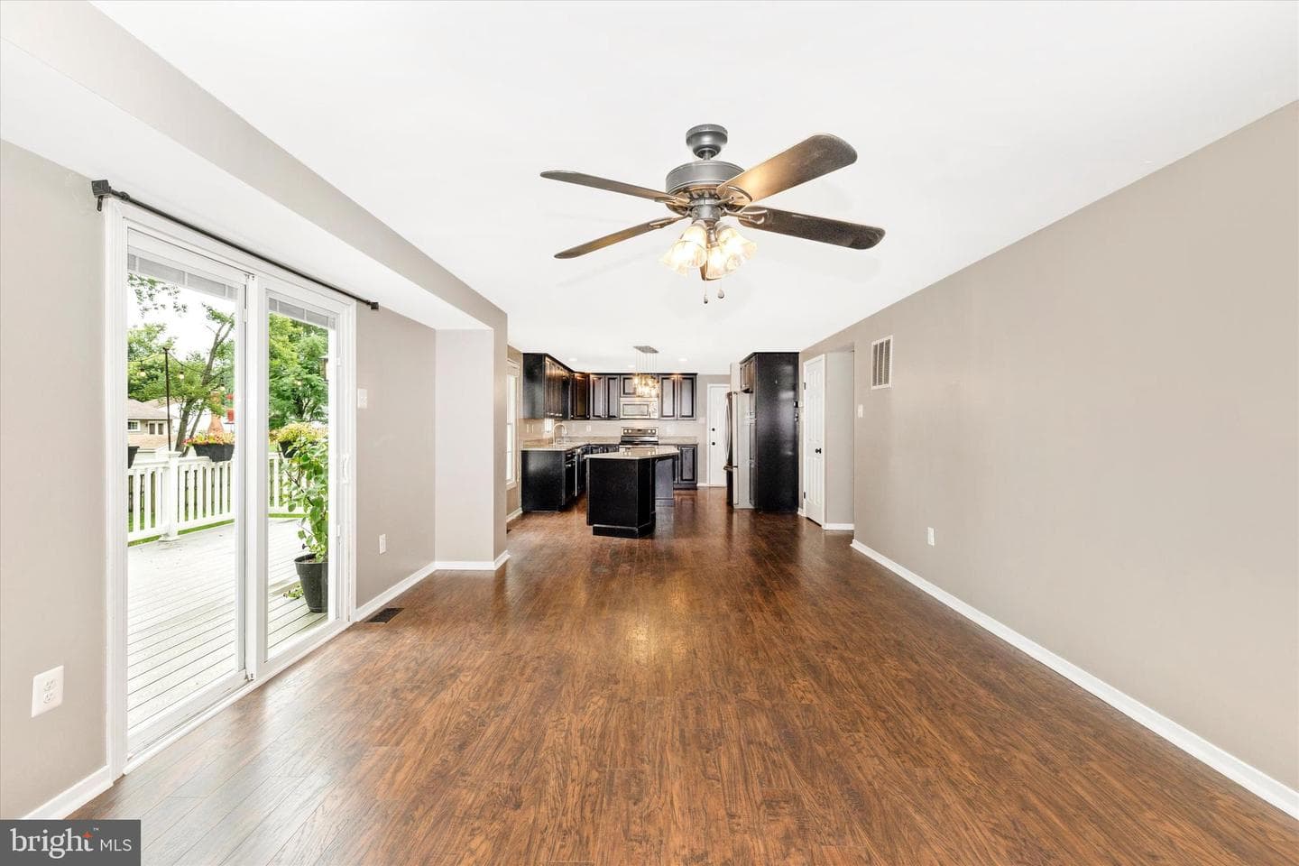 5606 Manor Drive photo 17