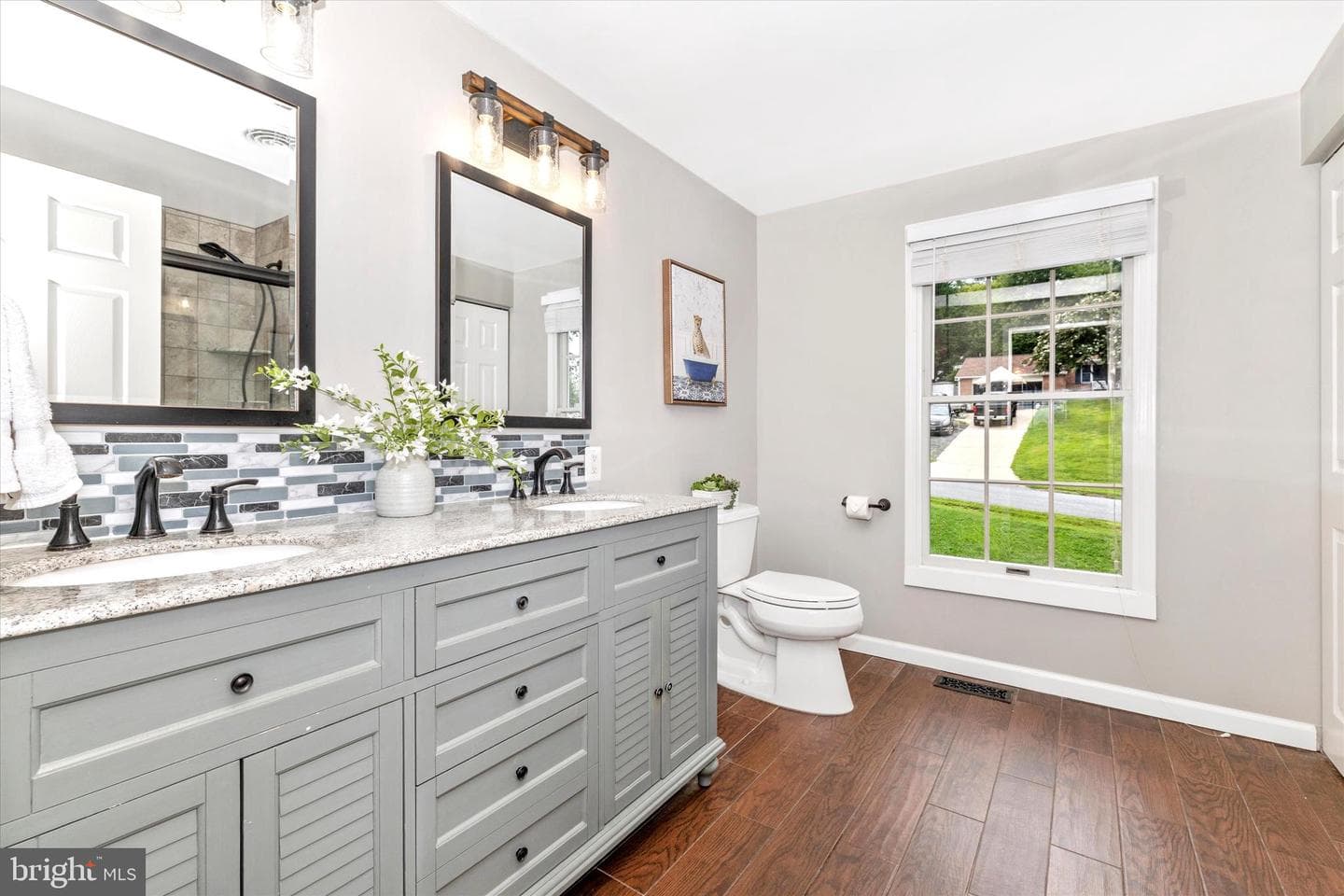 5606 Manor Drive photo 24