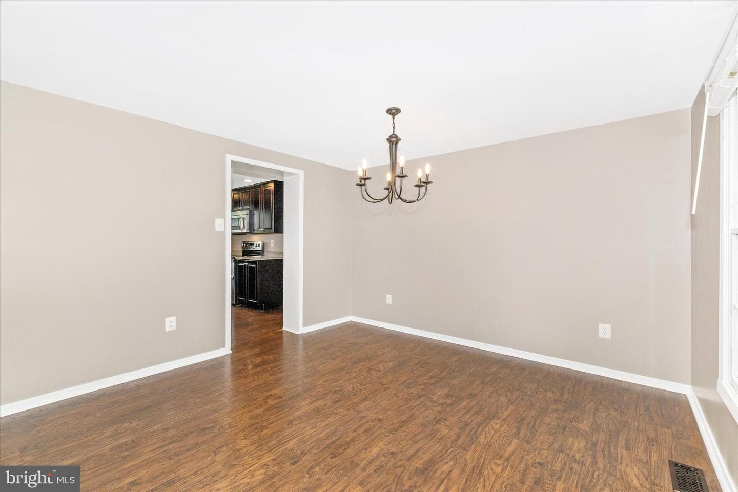 5606 Manor Drive photo 50