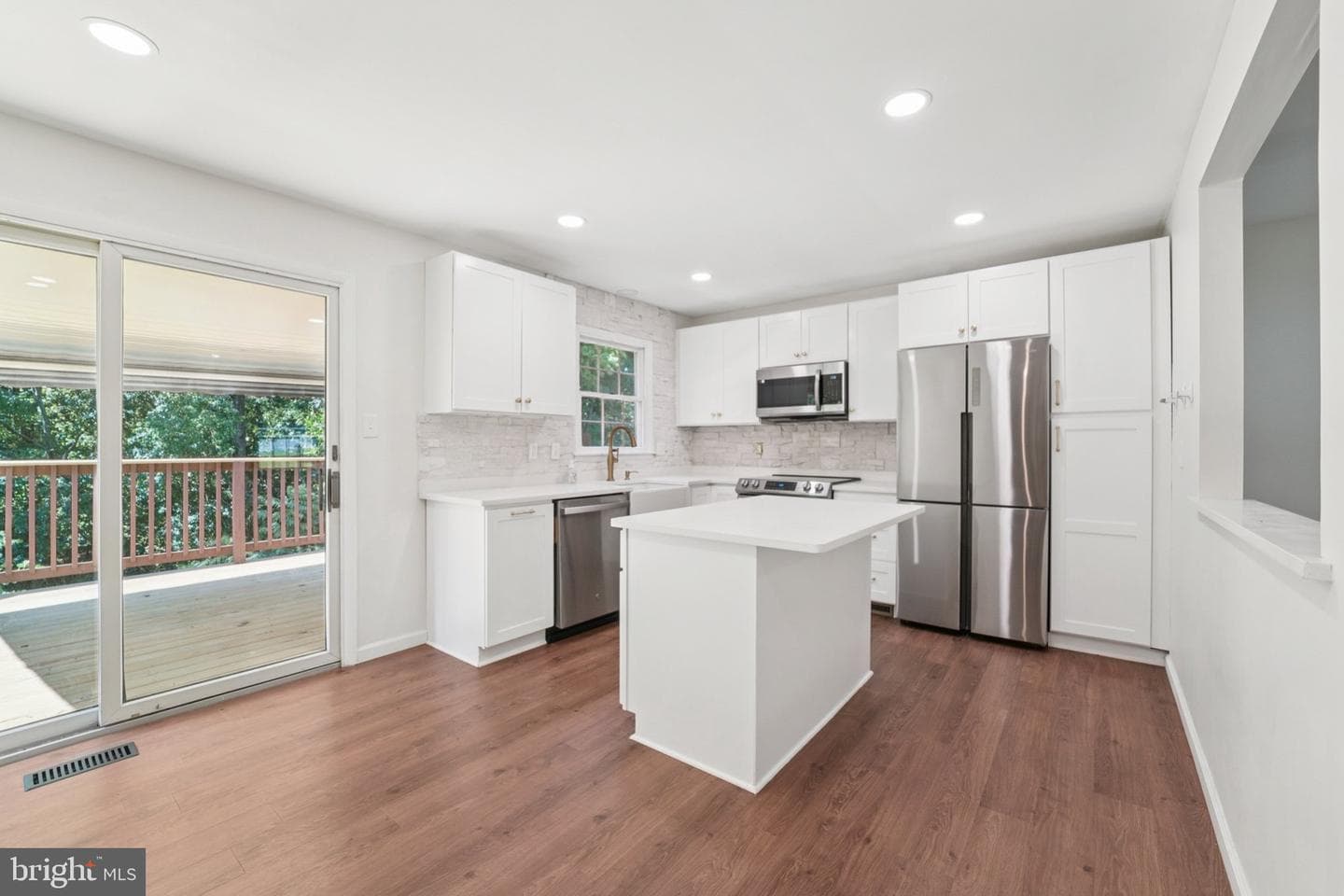 7258 Pommel Drive photo 8