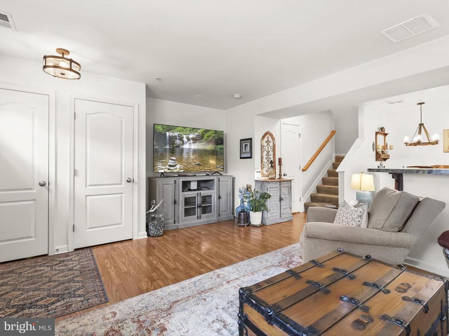 1909 Lennox Drive #90 photo 3